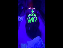 Gigantic Behind Milf In Neon Paint Mounts Under Dark Light