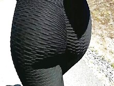 Mama Large Booty Wedgie Leggings Public