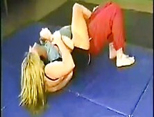 Ingrid Mixed Wrestling + Lift
