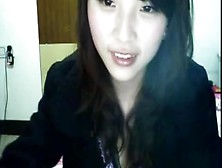 Cute Chinese Teen Shows Pussy On Cam