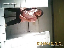 Chinese Girls Go To Toilet. 78