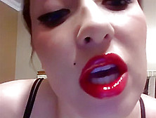 Ivana Red Lips Tease