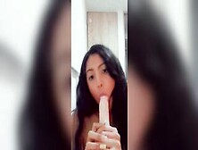 19 Year Old Year Mature Cunt With Mouth Give A Demonstration Of How She Would Suck A Penis