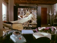 Dirce Funari In Ladies' Doctor (1977)