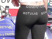 Brunette Girl's Amazing Candid Ass In Tight Pants