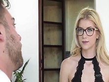 Rubia Con Gafas Sodomizada Por Su Hermanastro
