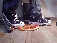 Converse Food Crush While Work (Pizza)
