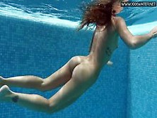Tiffany Tatum Shows Hot Ass Underwater
