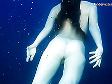 Aneta Is A Wonderful Enormous Boobs Babe Underwater