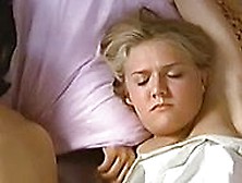 Dominique Swain In New Best Friend (2002)