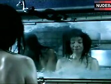 Ua Shows Group Bathing – Mizu No Onna