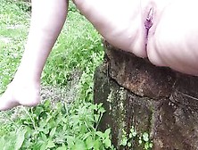 Long Pissing Sitting Outdoor