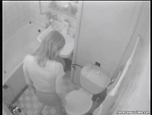 Playing With Pussy On Toilet Spy Cam