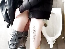 Personal Trainer Fucks Bareback His Pupil In The Gym Toilets