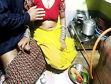 I My Friend's Wife.  Dost Ki Biwi Ko Kitchen Me Choda. With Bengali Audio...  Use Headphone For Better Experience.