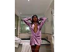 Mia Khalifa Nude Bathroom Striptease Video Leaked