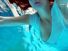 Piyavka Chehova Big Bouncy Juicy Tits Underwater