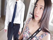 Daisybaby台灣無碼顏射The Estate Agent Took The Client To See The House And Met A Bitch Who Offered To Fuck