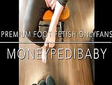 4 Foot,  Two Numb,  Smashing A Bunch Of Bananas.  Moneypedibaby Features Paraplegic Into This Stomp Vid