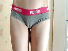 Super Sexy Cameltoe Pussy In Tight Panties