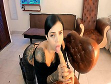 Elettra Gives Best Angle To Her Body Blowjob