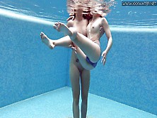 Naked Underwater Horny Teen Babes Lizi And Dee