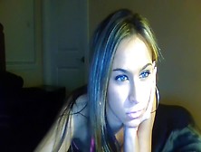 Angel6910 Amateur Video On 12/24/14 11:42 From Chaturbate