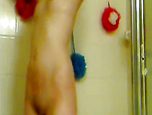 Teen Shaves Pussy In Shower