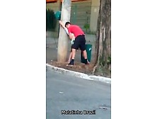 Putinha Drogada Metendo Na Rua Do Rio